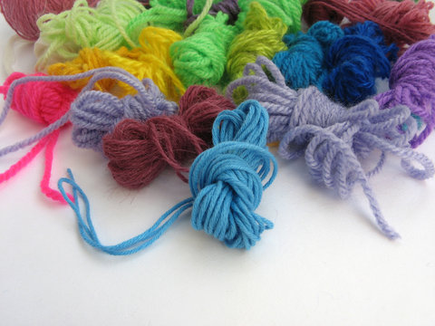 Woolen coloured yarn