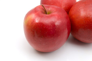 red apples