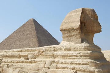 Great sphinx and pyramid