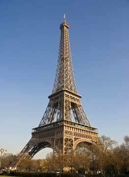 Fototapeta Eiffel Tower Blue Sky