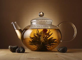 Teapot with Chinese tea - obrazy, fototapety, plakaty
