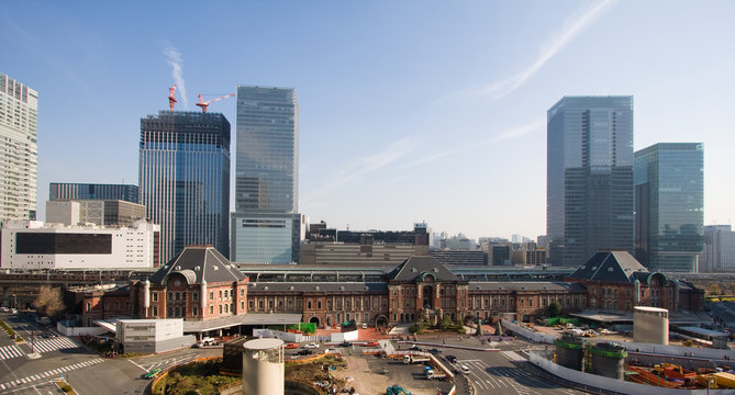 Tokyo station in the winter
