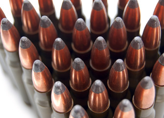 triangle of game cartridges