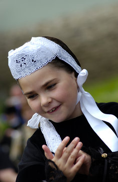 Jeune Bigoudenne