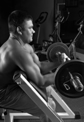 Obraz na płótnie Canvas lifting weights