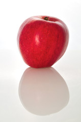 red apple