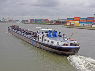 Binnenschiff
