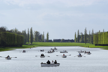 BARQUES AU  PARC CHATEAU DE VERSAILLES