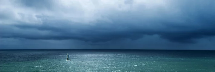 Zelfklevend Fotobehang bateau mer océan naviguer voilier marin course orage bretagne © shocky