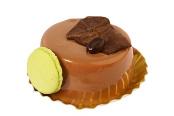 petit gateau au café et macaron pistache