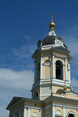 Fototapeta na wymiar Chapel on a background of the sky