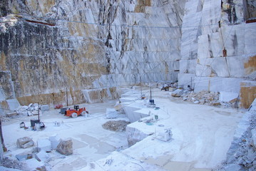 Alpi Apuane: cave di marmo