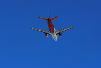 Red jet