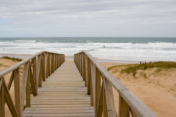 pasarela en la playa, Liencres, Cantabria, Spain