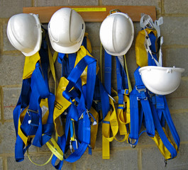 safety harness and helmets - obrazy, fototapety, plakaty