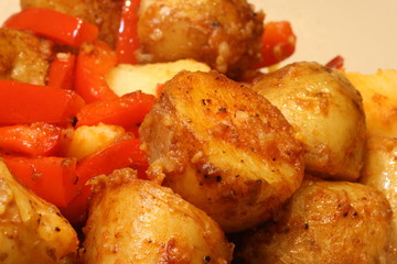 Potatoes with red peppers