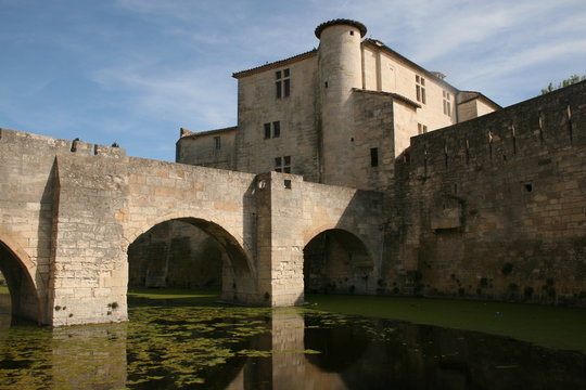 mura ad Aigues Mortes
