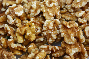 Peeled nuts