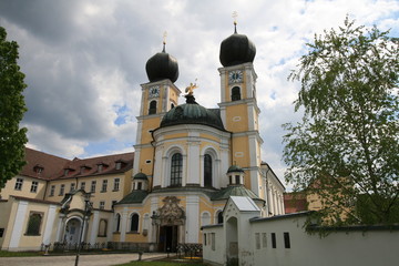 Kirche Metten Eingang