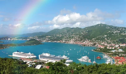 Fototapete Karibik Regenbogen über tropischer Insel
