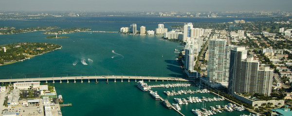 Miami city marina © Celso Diniz