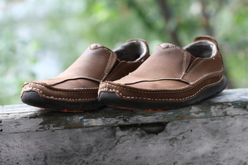 leather footwear