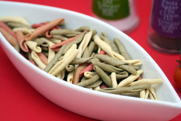 Pasta tricolore