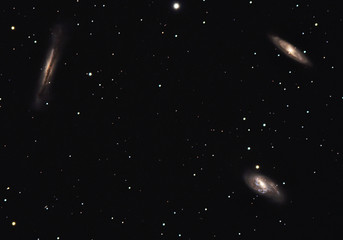 galaxies du lion