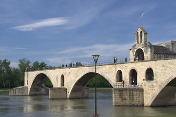 Fototapeta na wymiar Avignon - Most - Prowansja (FR)