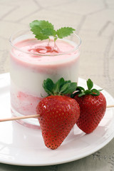 strawberry dessert