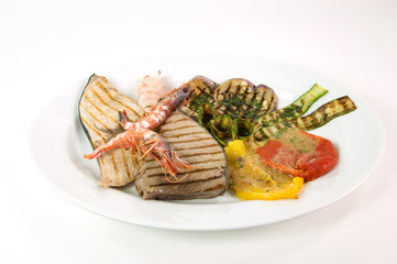 Grigliata di pesce e verdure