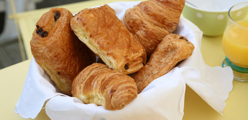 pain croissant