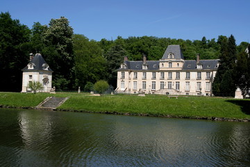 Fototapeta na wymiar Le château de Monchy-Saint-Eloi