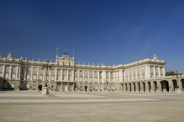 Fototapeta na wymiar Royal Palace, Madrid. Spain