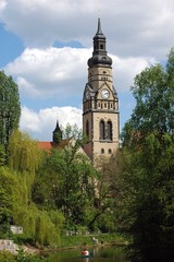 Karl-Heine-Kanal und Philippuskirche in Leipzig