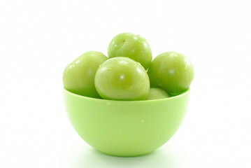 Plums in the bowl