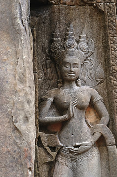 Cambodia Angkor Chau Say Tevoda temple bas reliefs