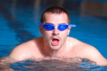 .man in swimming pool