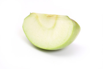 Slice a green apple