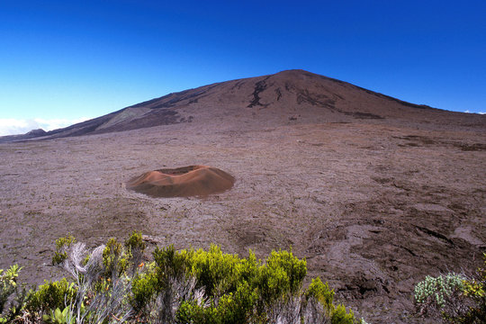 piton de la fournaise sur l'&icirc;le de la R&eacute;union
