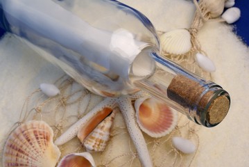 SOS échoué sur la plage
