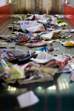 recycler papier journaux environnement déchet tri recyclage