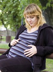 Obraz premium Beautiful pregnant woman