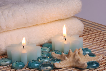 Fototapeta na wymiar Towels and candles
