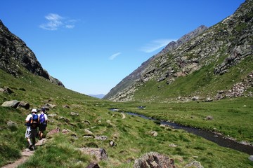 Fototapeta na wymiar Turystyka w Ariege Pirenejach