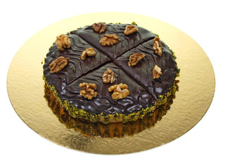 walnuss torte mit schokoladen überzug