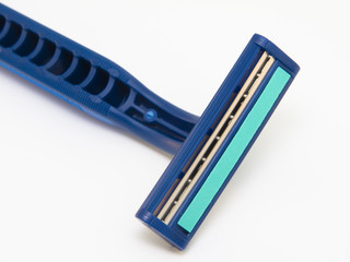 Razor with two blades