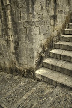Escalera de piedra