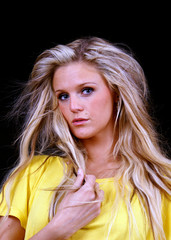 Fototapeta premium young attractive woman black backgrund