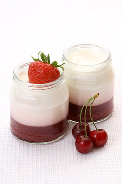 fruity jogurt